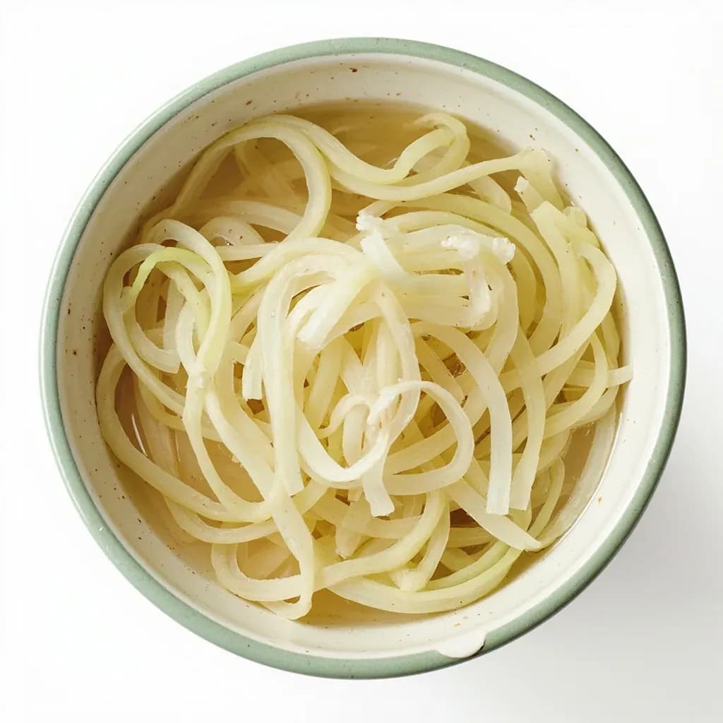 Shiraga Negi (White Hair Onion Cut)